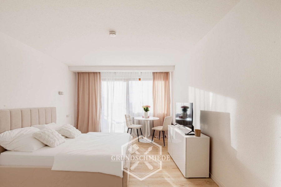 Möbliertes Apartment mit Balkon, 73760 Ostfildern, Etagenwohnung